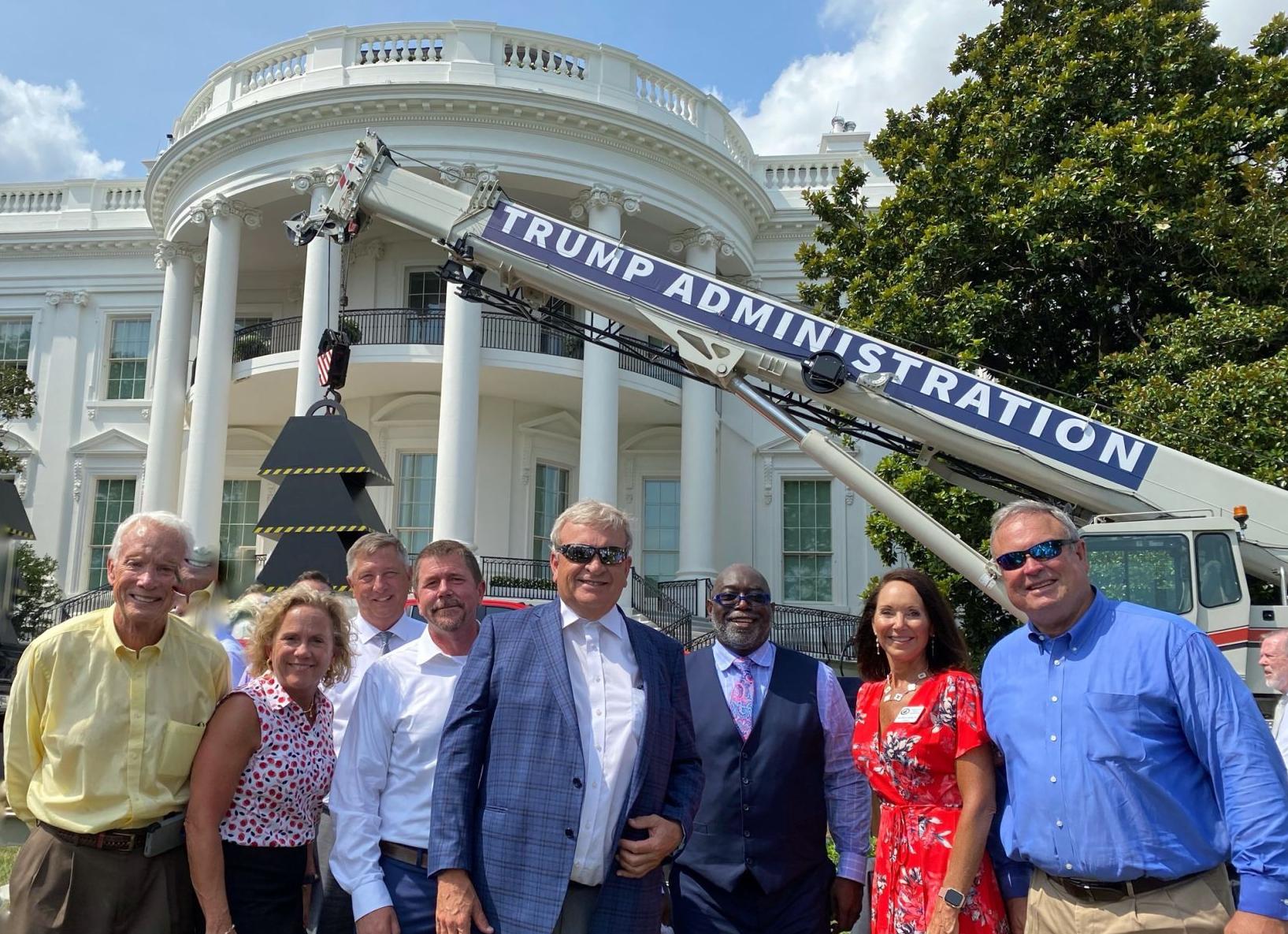 Bettis attends event at White House